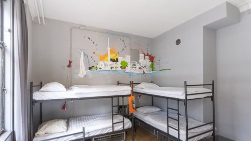 rotterdam2 beds.jpg